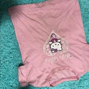 Pink hello kitty shirt